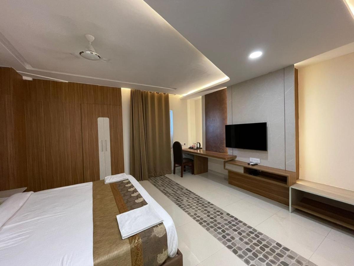 Hotel Santoor Varanasi Exterior foto